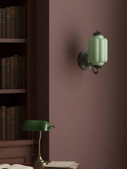 Melkglazen Wandlamp Eloise voor Hal en Slaapkamer | Vintage Wandverlichting met Melkwit Glas