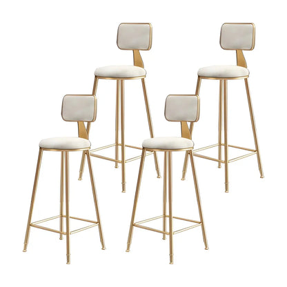 Luxe Velvet Barkruk met Rugleuning en Goudkleurig Metalen Onderstel – Moderne Glam Barstoel voor Keukeneiland en Thuisbar
