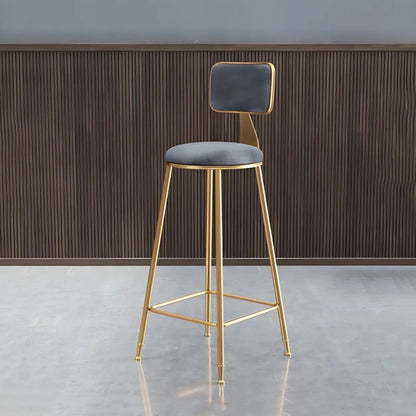 Luxe Velvet Barkruk met Rugleuning en Goudkleurig Metalen Onderstel – Moderne Glam Barstoel voor Keukeneiland en Thuisbar