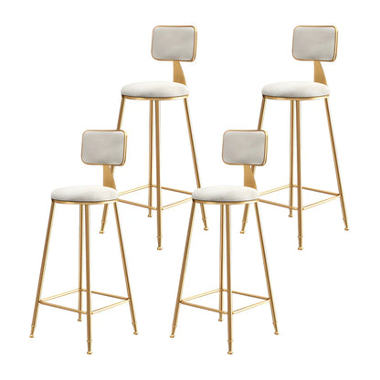 Luxe Velvet Barkruk met Rugleuning en Goudkleurig Metalen Onderstel – Moderne Glam Barstoel voor Keukeneiland en Thuisbar
