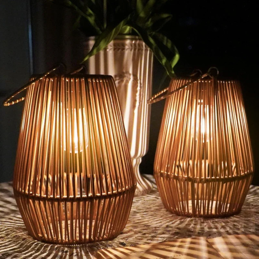 Handgeweven Waterdichte Tuinlamp op Zonne-energie – Rotan Lantaarn met LED-verlichting voor Sfeervolle Buitenruimtes