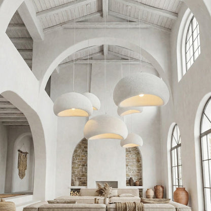 Minimalistische Hanglamp met Natuurlijke Textuur en Warm Sfeerlicht voor Eetkamer en Woonkamer