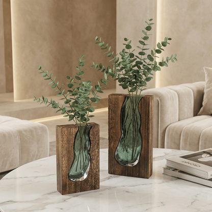 Glazen vaas met natuurlijke houtrand live edge stijl Scandinavisch design decoratief voor bloemen