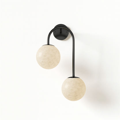 Alabaster Hanglamp Van Natuursteen Met Zachte Warme Gloed En Sculpturaal Design
