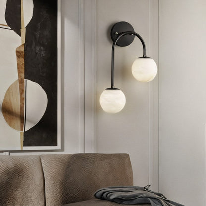 Alabaster Hanglamp Van Natuursteen Met Zachte Warme Gloed En Sculpturaal Design