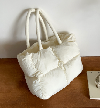Dames Tote Tas Zwart Puffer Stijlvol en Ruim