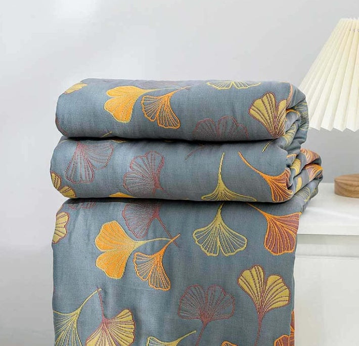 Ginkgo Bladeren Plaid – Omkeerbaar Gewatteerd Decoratiedeken met Botanisch Bladerprint in Geel en Blauw voor Bank, Bed of Picknick