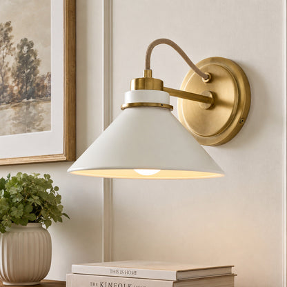 Globe Wandlamp met Gebogen Arm – Moderne Industriële Verlichting voor Badkamer, Slaapkamer en Gang