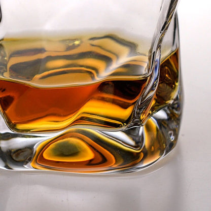 Gegolfd Whiskyglas 300ml Hittebestendig Glas Golvend Design Handgemaakt Drinkglas voor Whisky Cocktails Spiritualiën Japanse Stijl