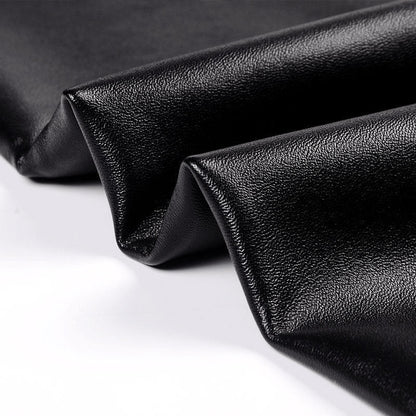 Jasmijn | Comfortabele leren legging voor vrouwen in de kleur Zwart voor dames in stijl ideaal voor de herfst.