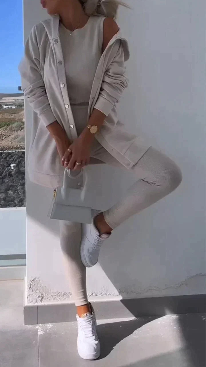 Dames Sportset: Comfortabele Joggingbroek en Kapuzenjack - StudioMarella