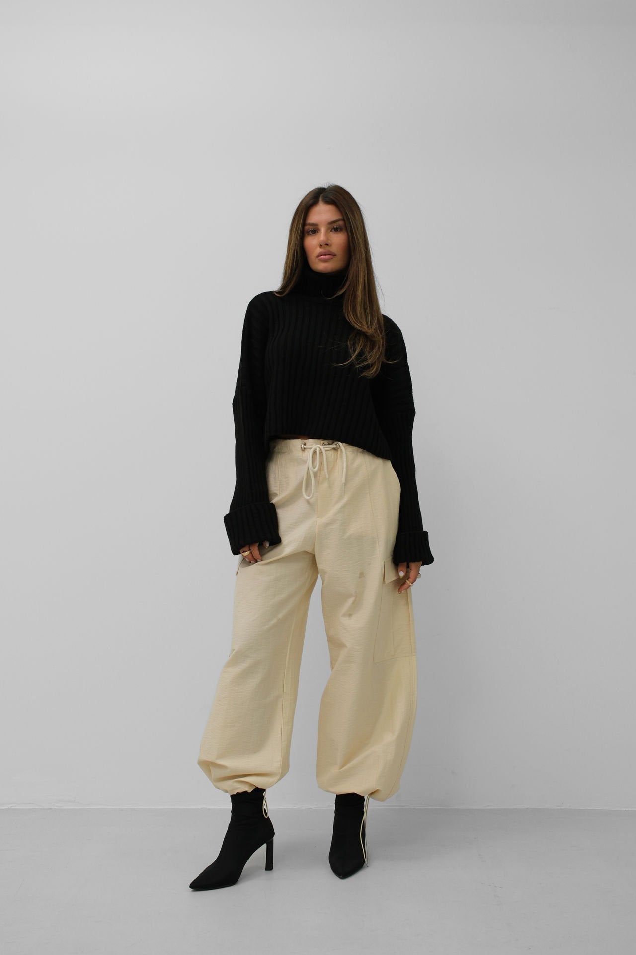 Hoge Broek Dame Comfortabel en Stijlvol - StudioMarella