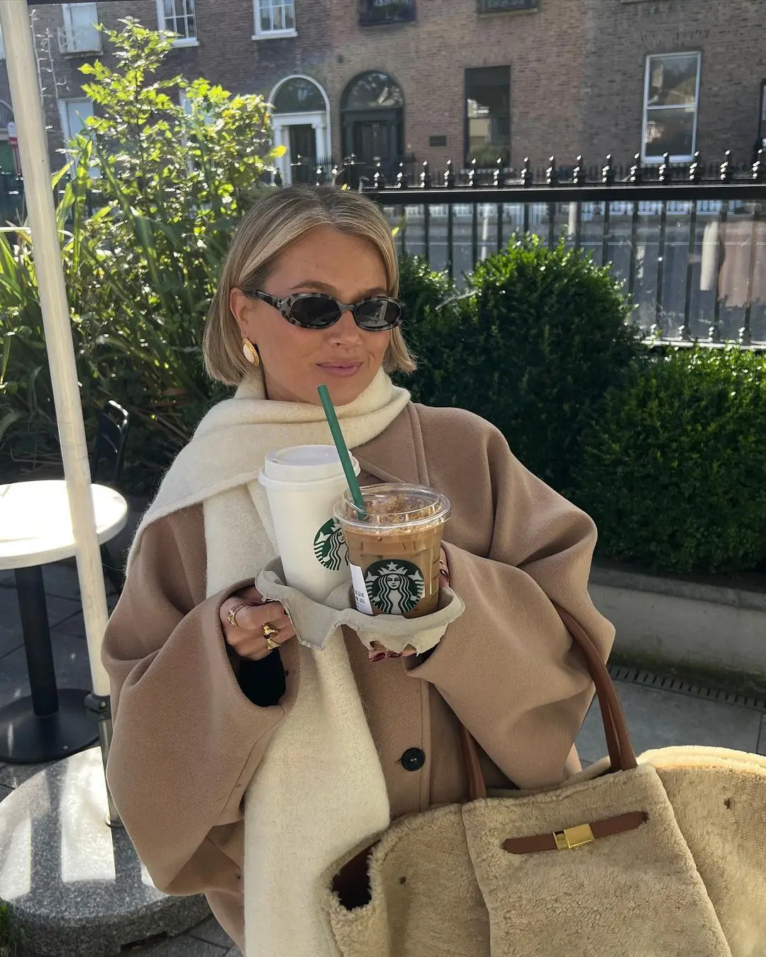 Acy | Oversized Wollen Jas Met Knopen → Acy Wollen Jas Oversized Met Knopen Warm
