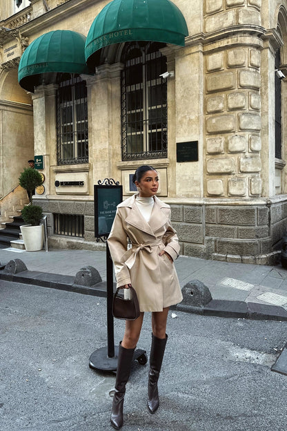 Waterdichte Trenchcoat voor Dames Elegant en Klassiek - StudioMarella