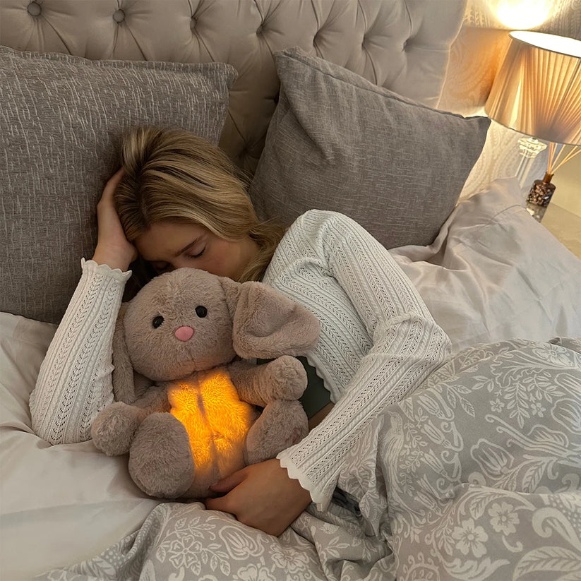 Ademende Knuffel met Zacht Licht en Rustgevende Beweging voor Kinderen