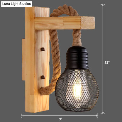 Houten Wandlamp met Touwarm en Glazen Lantaarn – Scandinavische Sfeer voor Slaapkamer en Hal
