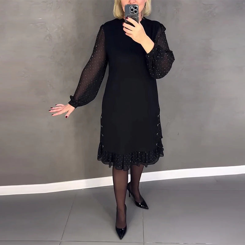 Langarmige elegante jurk met stippen in de kleur Zwart voor dames in stijl ideaal voor de herfst.