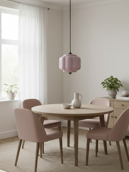 Vintage Kroonluchter met Crèmekleurige Glazen Kappen – Hanglamp in Retro-Stijl voor Eetkamer & Woonkamer