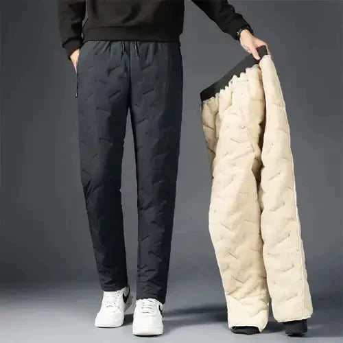 Leonard | Thermische Joggingbroek voor heren in de kleur Zwart voor heren in Lounge stijl ideaal voor de herfst.