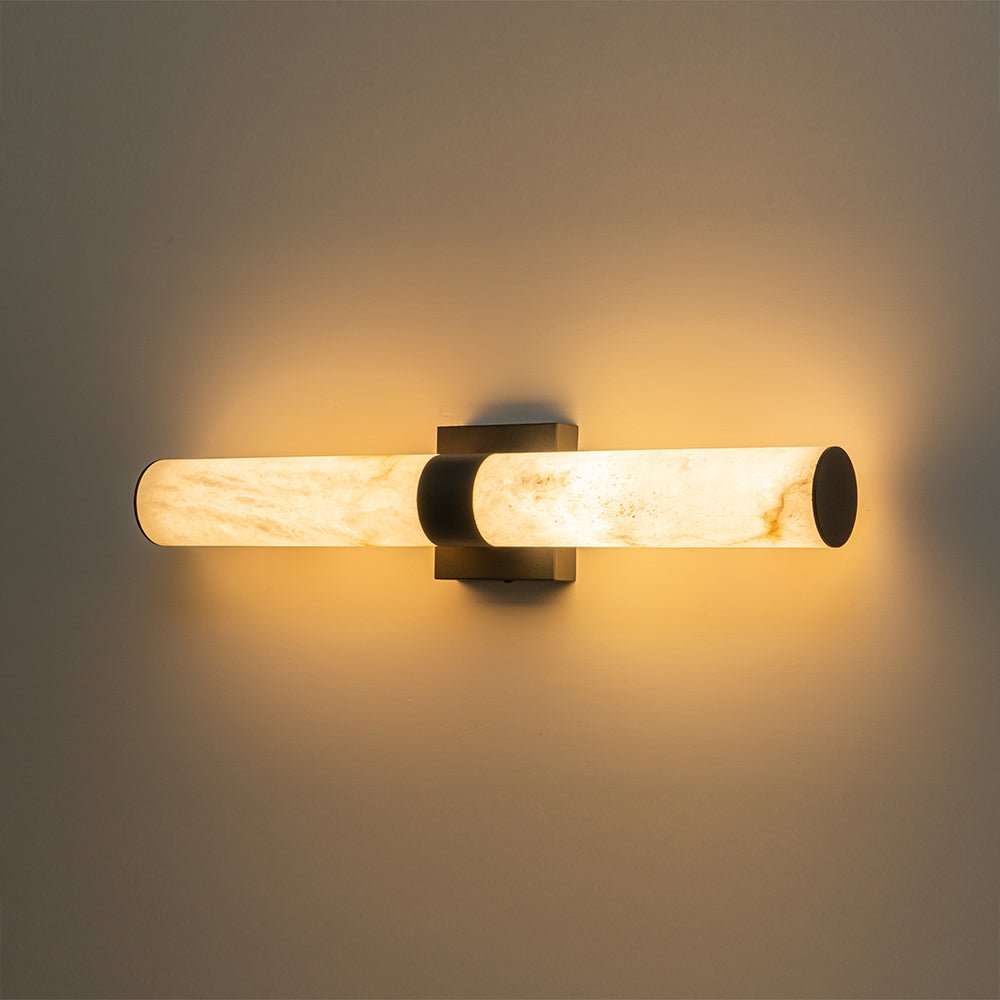 Lineaire LED Wandlamp met Albast – Moderne Badkamerverlichting in Messing of Zwart – 60cm Dimbaar 3000K