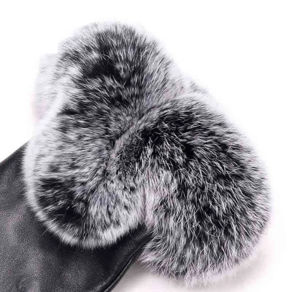 Lotte | Stijlvolle & warme leren handschoenen in de kleur Paars voor dames in Lounge stijl ideaal voor de winter