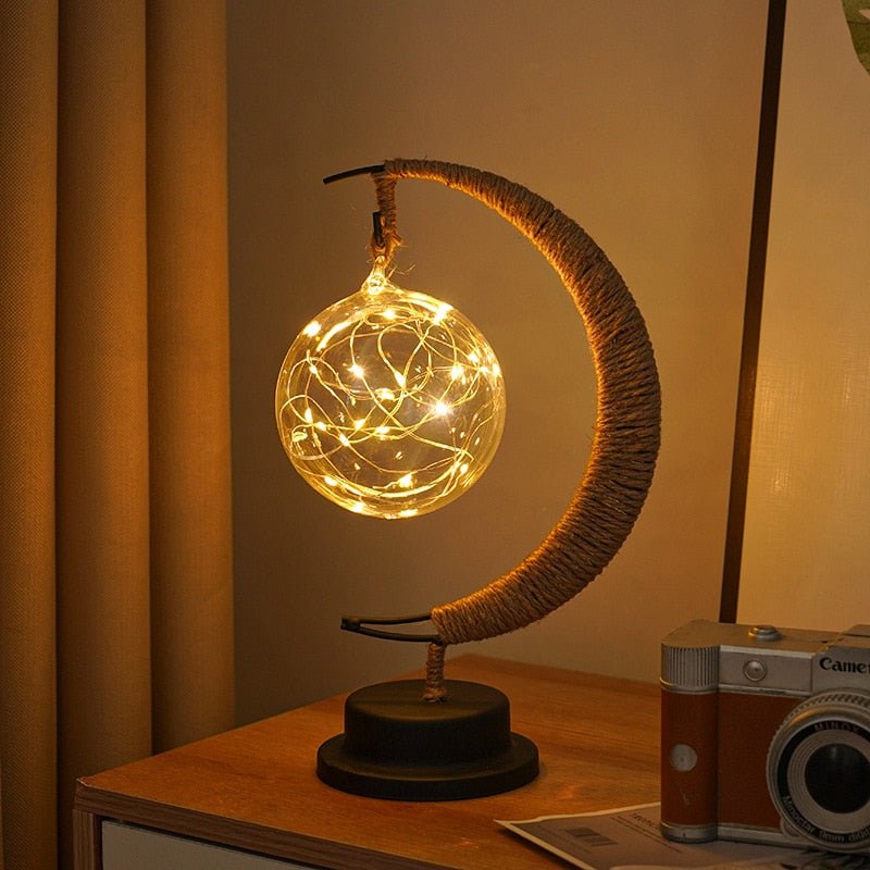 Maanlamp met Natuurlijke Maankraters – Decoratieve Tafellamp met Warm Sfeerlicht in Goud Blauw Paars