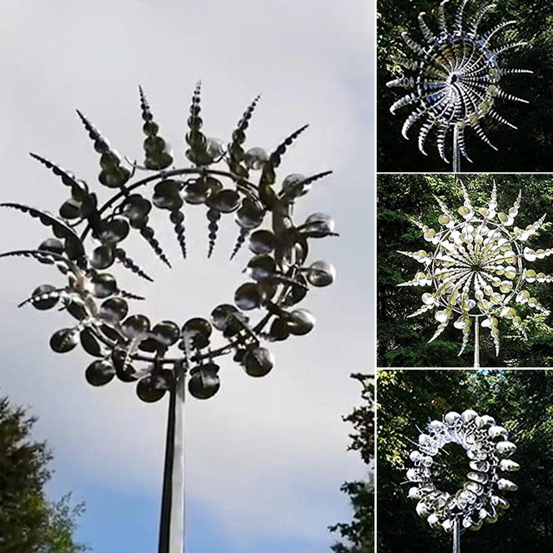 Sculpturale metalen windmolen voor tuin en terras met rustgevende draaibeweging