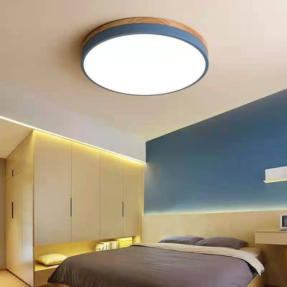 Ronde Plafondlamp met LED en Natuurlijk Hout — Scandinavisch Design met Dimfunctie