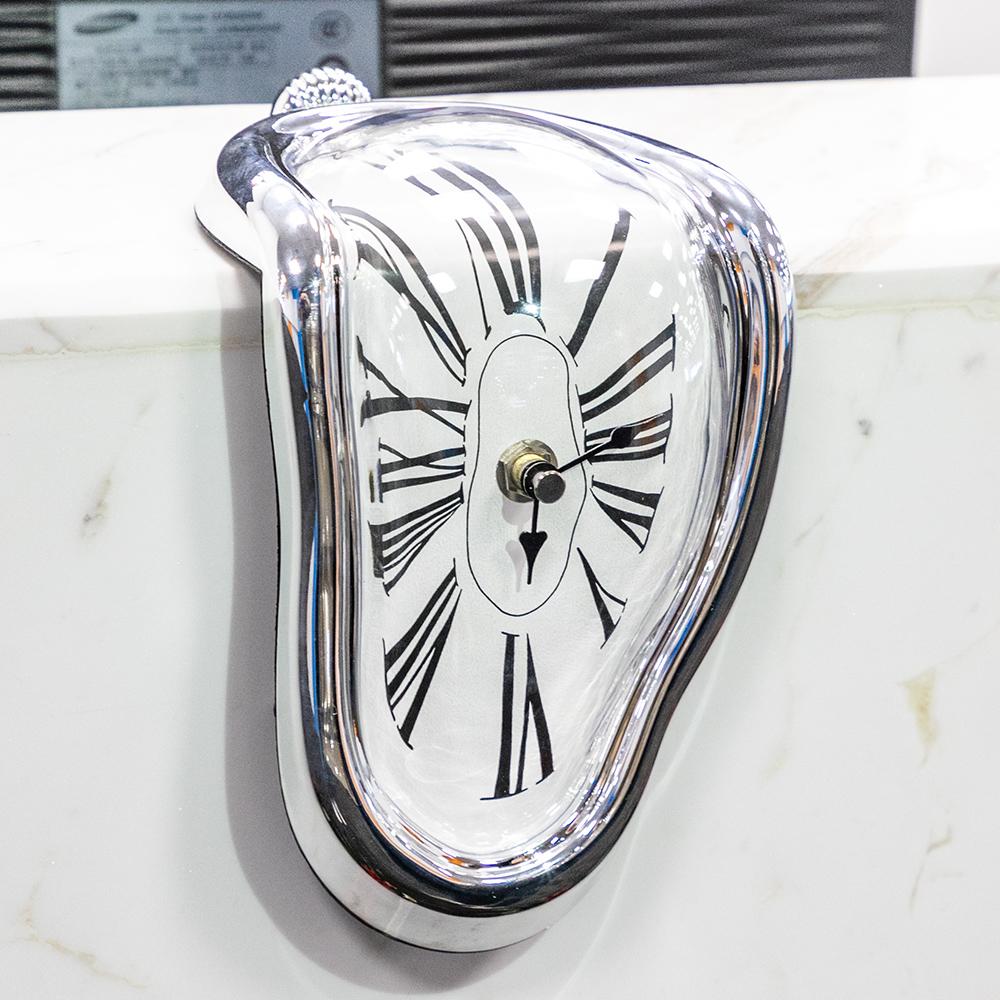 Smeltende Klok Wandklok Surrealistische Klok Dripping Clock Salvador Dali Stijl Moderne Wanddecoratie Zwart Zilver Goud Kunstobject Woonkamer Decoratie