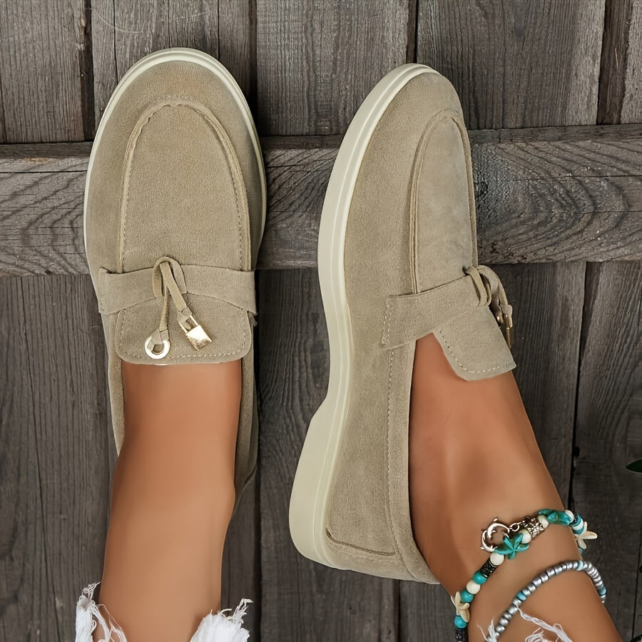 Loafer Schoen Vrouwelijk met Tassel en IJzeren Detail - StudioMarella