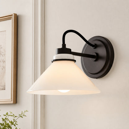 Globe Wandlamp met Gebogen Arm – Moderne Industriële Verlichting voor Badkamer, Slaapkamer en Gang