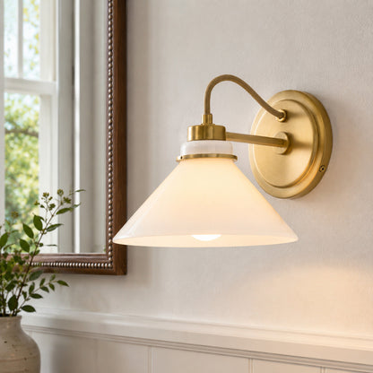 Globe Wandlamp met Gebogen Arm – Moderne Industriële Verlichting voor Badkamer, Slaapkamer en Gang