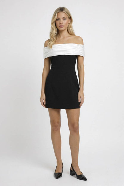 Mini Jurk Dames - Off Shoulder met Contrast Detail | Elegant - Zwart