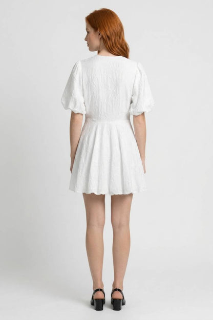 Mini Jurk Dames - Pofmouwen Diep V-hals | Witte Broderie - Wit