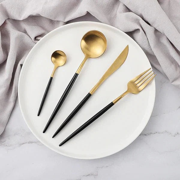 Modern Bestekset 24-Delig Titanium RVS Goud Roségoud Zwart Zwart-Goud Tafelvork Tafelmes Theelepel Eetlepel Glanzende Afwerking