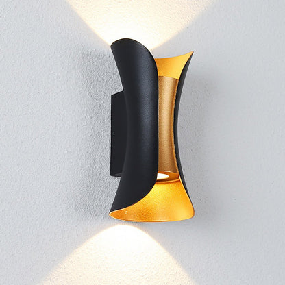 Moderne Up Down Buiten Wandlamp Met IP54 Bescherming En Aluminium Behuizing