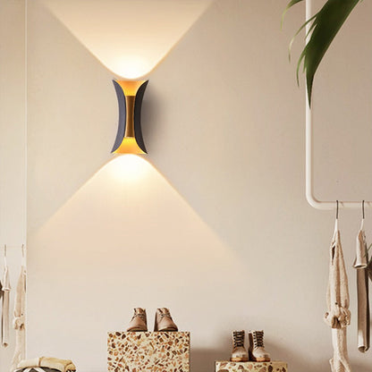 Moderne Up Down Buiten Wandlamp Met IP54 Bescherming En Aluminium Behuizing