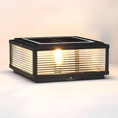 Vierkante Buiten Sokkel Lamp Met Geribbeld Glas En Aluminium Behuizing Voor Tuinpad En Oprit
