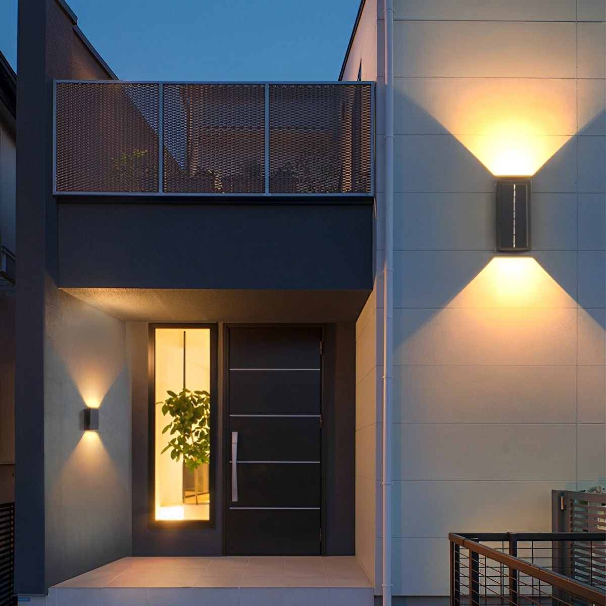 Solar Buitenlamp Up Down LED Aluminium Zwart Tuin Voordeur Veranda IP65 Wandlamp Zonne-energie Boven Onder Verlichting Modern Minimalistisch