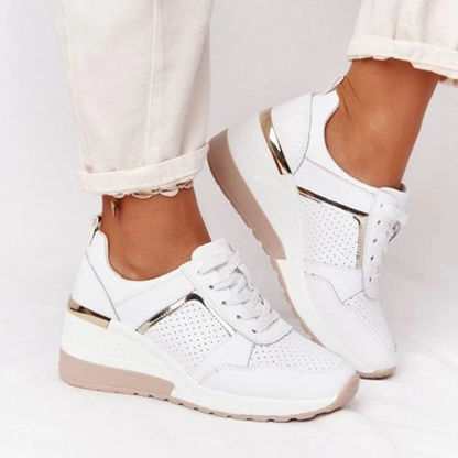 Sneakers met Hoge Hak en Metallic Details