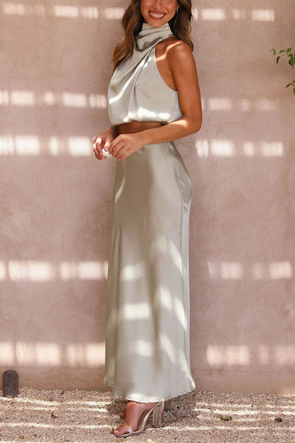 Satijnen Two-Piece Set met Haltertop en Maxi Rok
