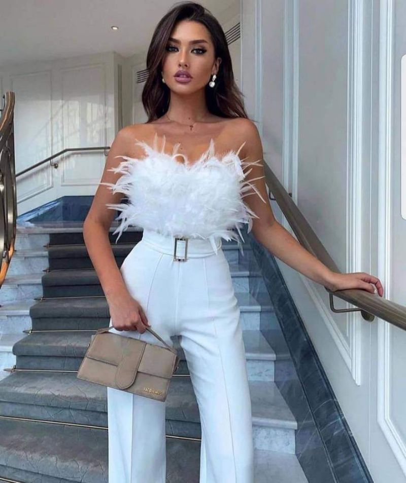 Luxe Jumpsuit Lange Mouwen met Veren Decoratie