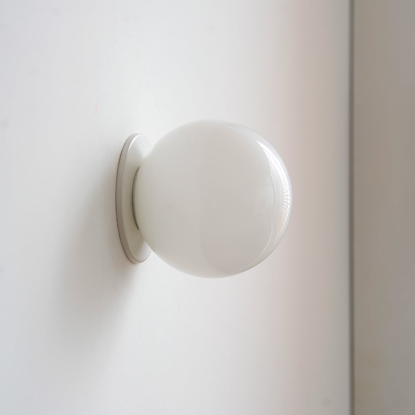 Glazen Wandlamp met Gouden of Zilveren Fitting – Modern Design voor Slaapkamer en Woonkamer