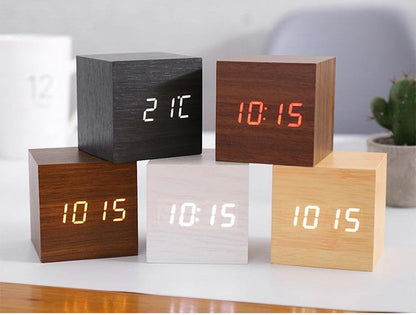LED Wekker met Minimalistisch Design & Slimme Functies