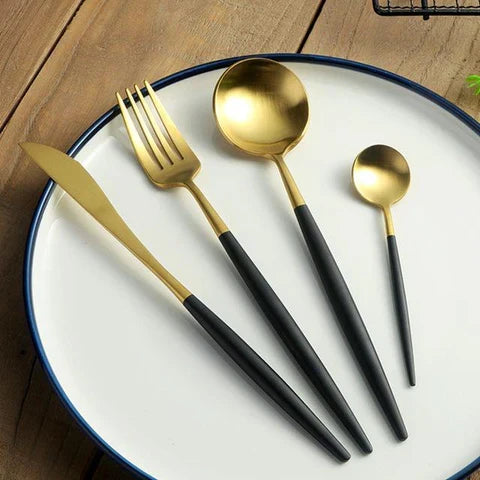 Modern Bestekset 24-Delig Titanium RVS Goud Roségoud Zwart Zwart-Goud Tafelvork Tafelmes Theelepel Eetlepel Glanzende Afwerking