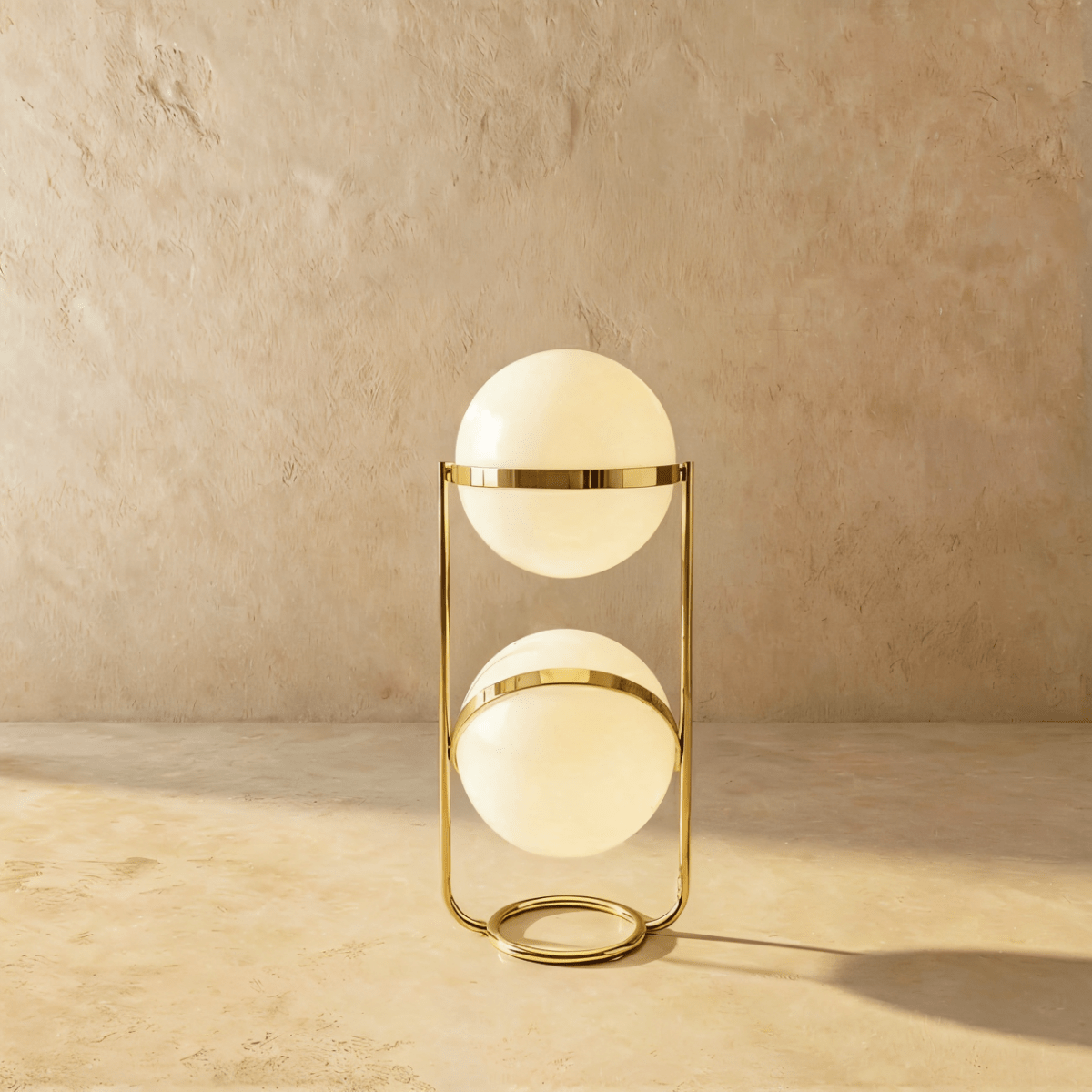 Rasu Minimalistische Staande Lamp Van Massief Staal Met Stabiele Voet