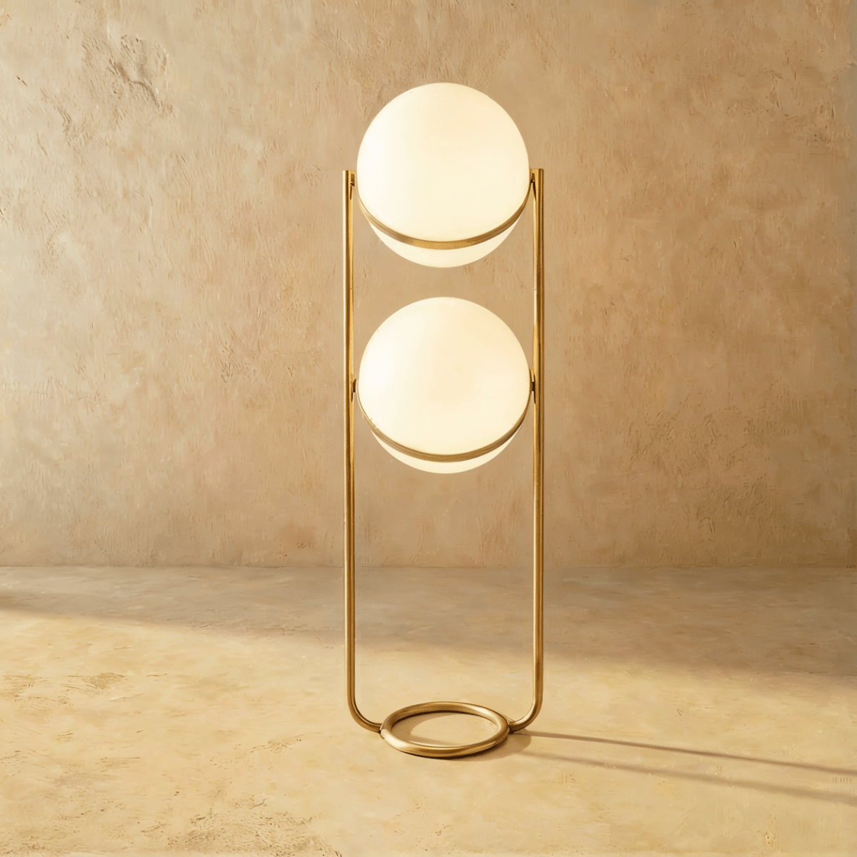 Rasu Minimalistische Staande Lamp Van Massief Staal Met Stabiele Voet
