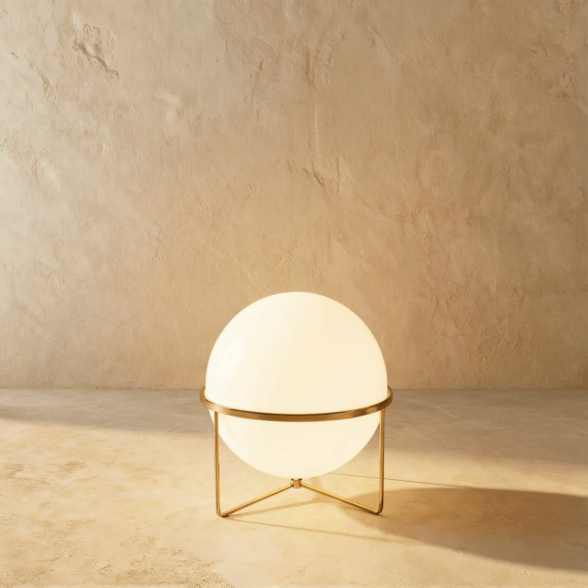 Rasu Minimalistische Staande Lamp Van Massief Staal Met Stabiele Voet