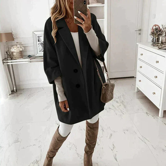 Stijlvol Jasje voor Dames met Jewel Details - StudioMarella
