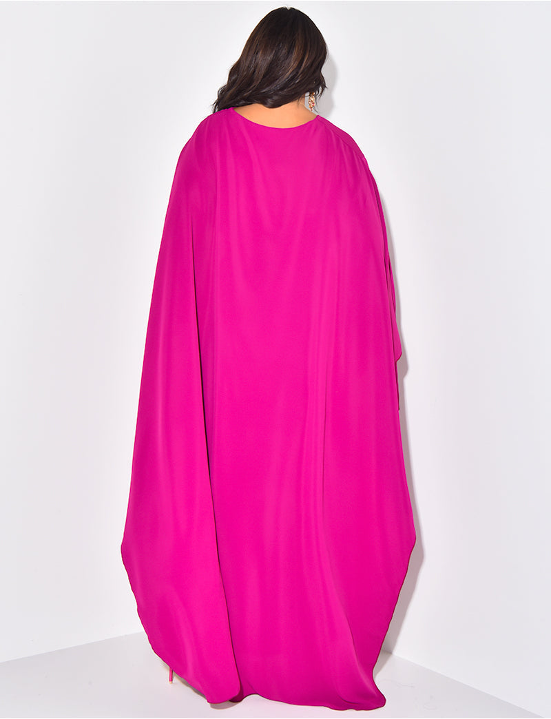 Vrouwelijke Cape Jurk Zijdezacht Met Verstelbare Taille